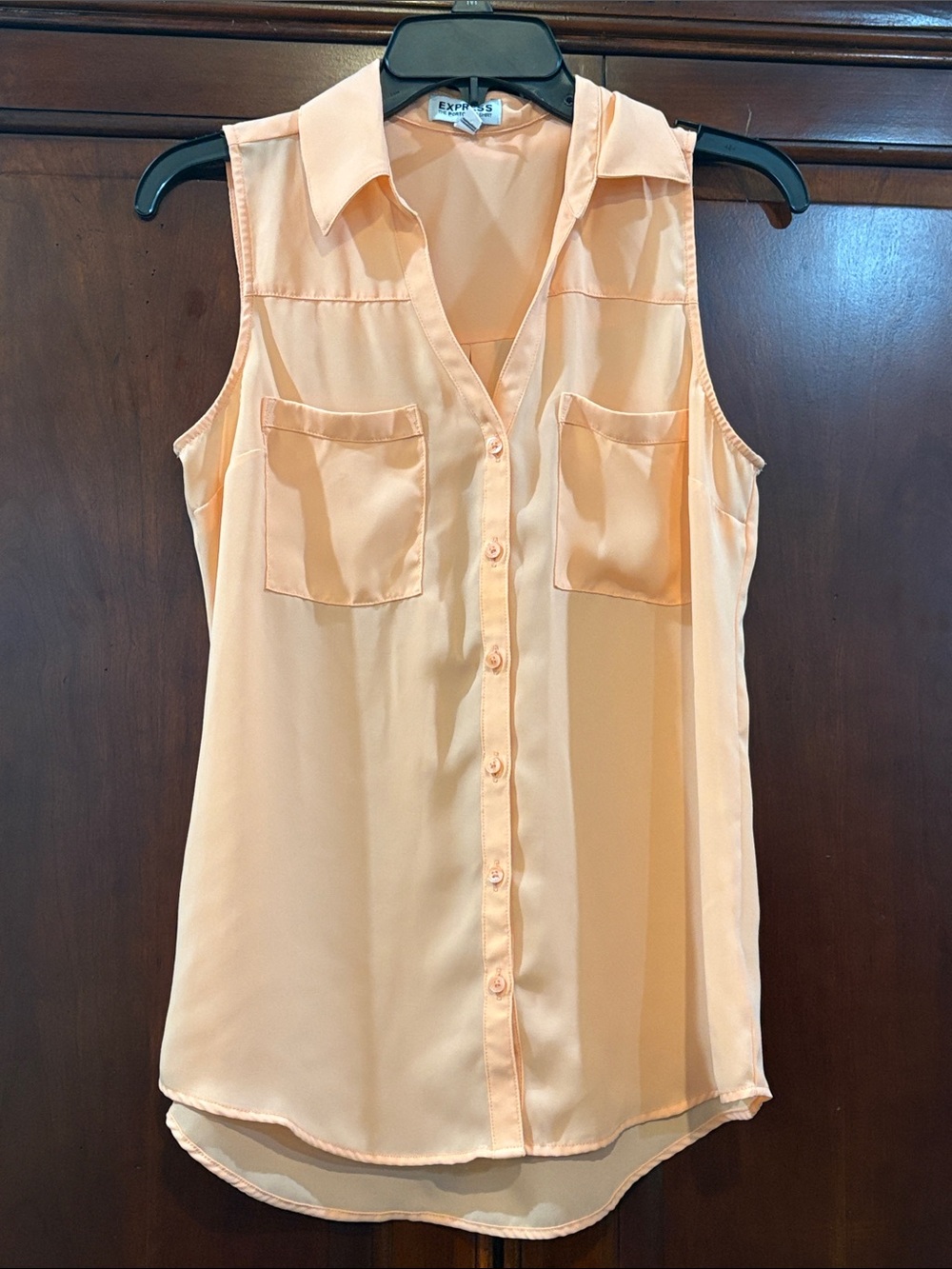 Express Peach Sleeveless Button-Down Blouse